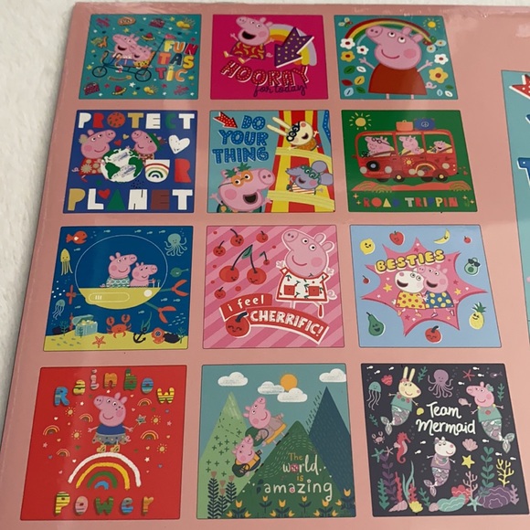 Peppa Pig | 2022 16-Month Wall Calendar - Picture 10 of 12